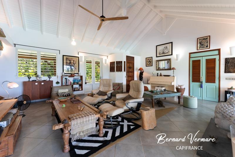 Demeure - 196 m² - 8 pièces