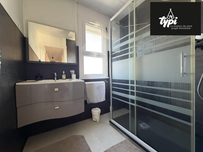 Appartement - 82 m² - 4 pièces