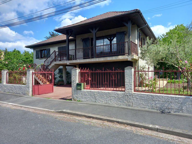 Maison - 182 m² - 4 pièces