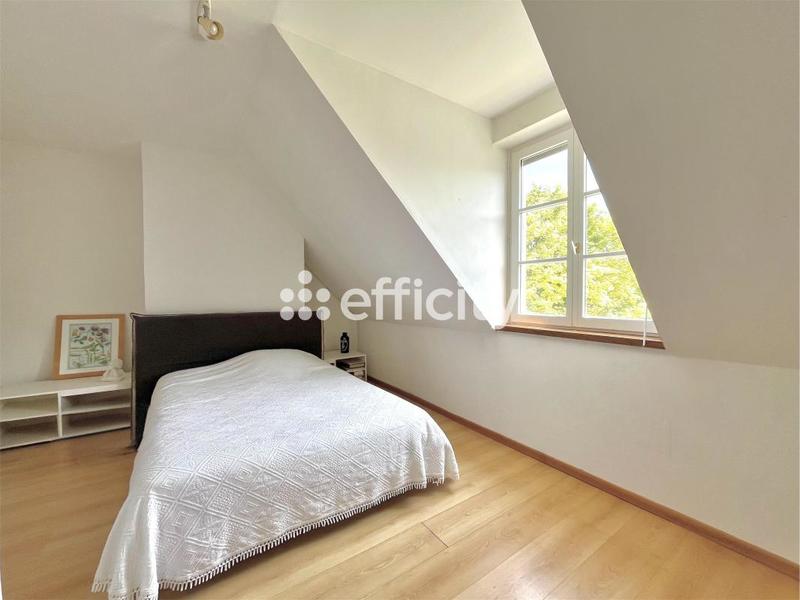 Maison - 140 m² - 7 pièces