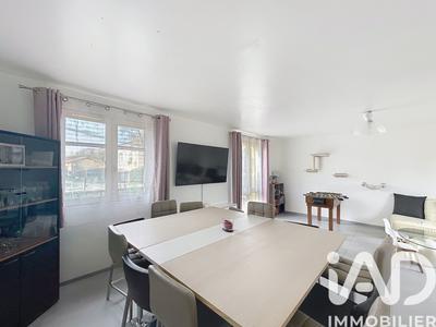 Maison - 120 m² - 4 pièces