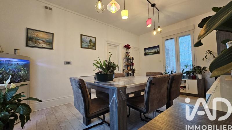 Maison - 179 m² - 8 pièces