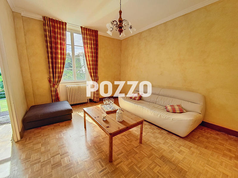 Maison - 190 m² - 7 pièces