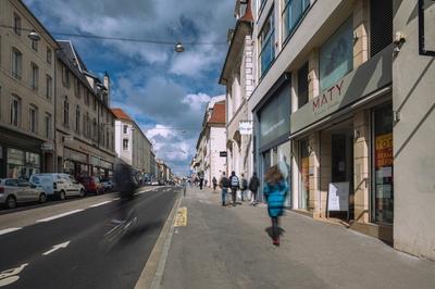 Local commercial - 230 m² - 2 pièces