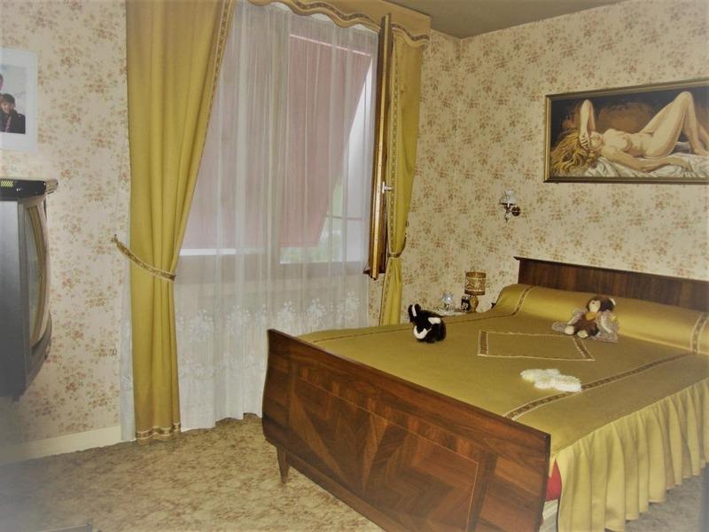 Maison - 174 m² - 9 pièces