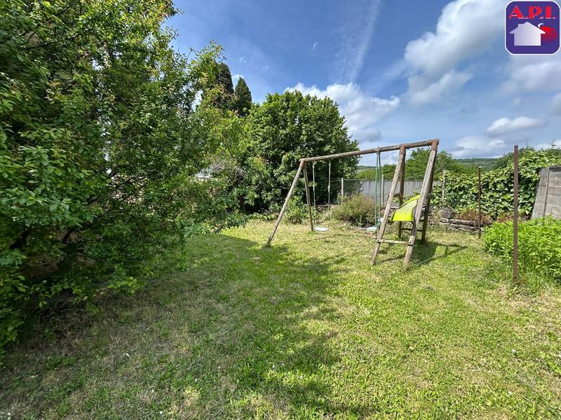 Maison - 228 m² - 8 pièces