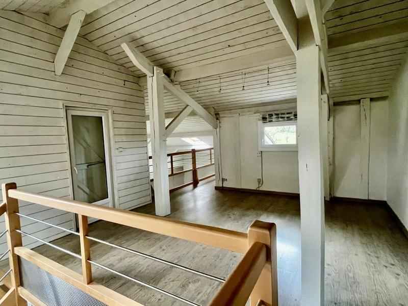 Propriété - 274 m² - 8 pièces