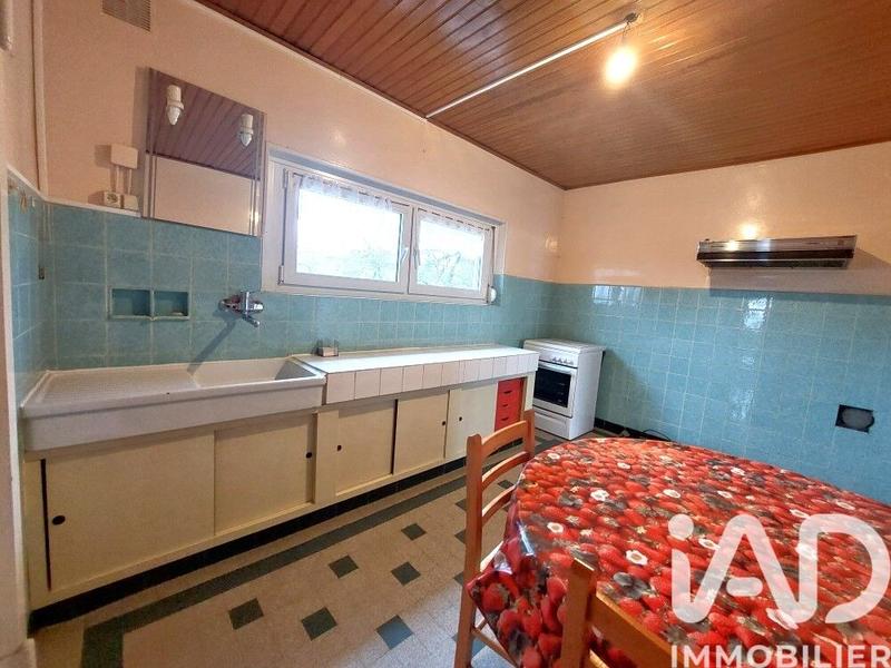 Maison - 99 m² - 5 pièces