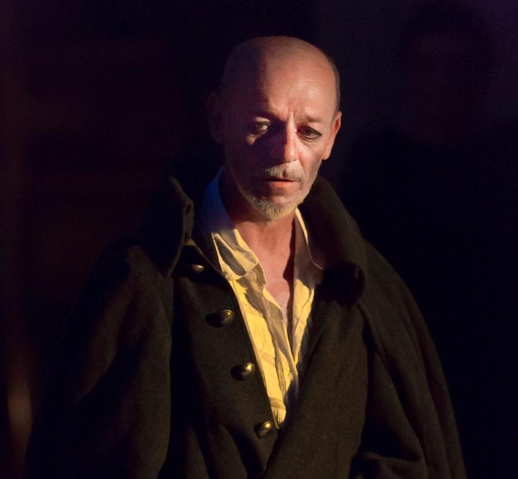 Théâtre - "Encore la Folie"