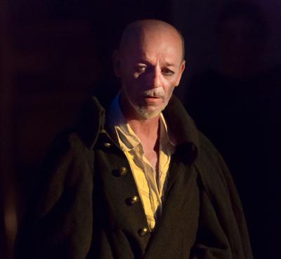 Théâtre - "Encore la Folie"