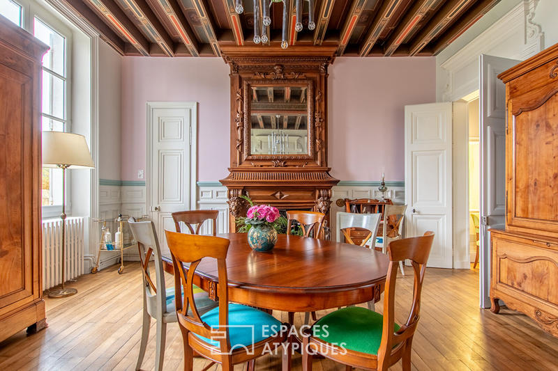 Maison - 273 m² - 8 pièces