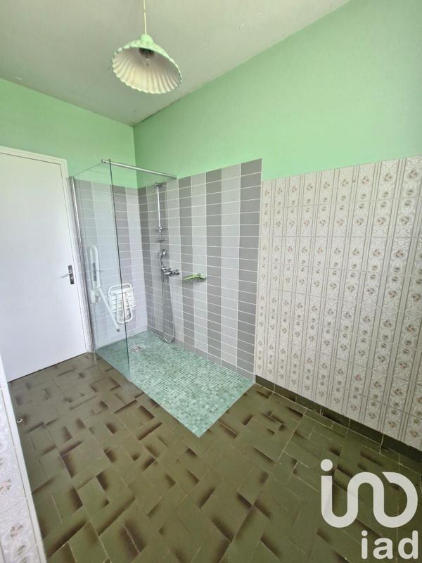 Maison - 184 m² - 8 pièces