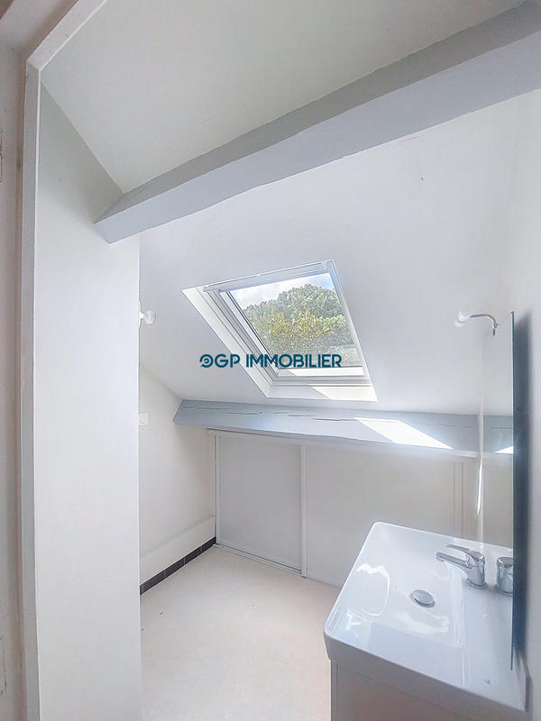 Maison traditionnelle - 133 m² - 6 pièces