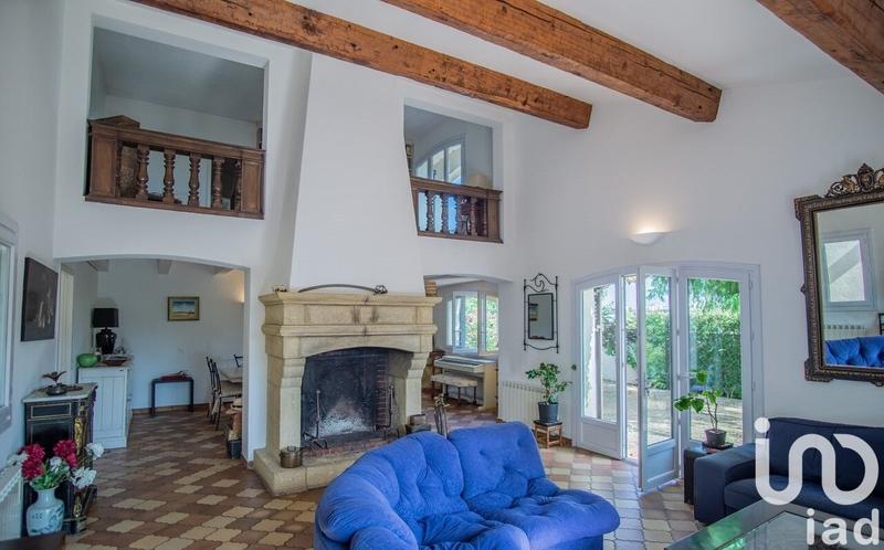 Maison - 237 m² - 9 pièces