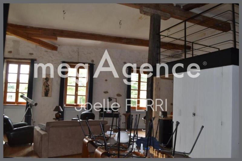 Maison - 417 m² - 12 pièces