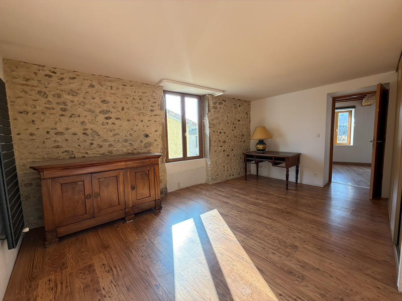 Maison - 207 m² - 6 pièces