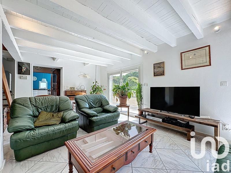 Maison - 170 m² - 8 pièces