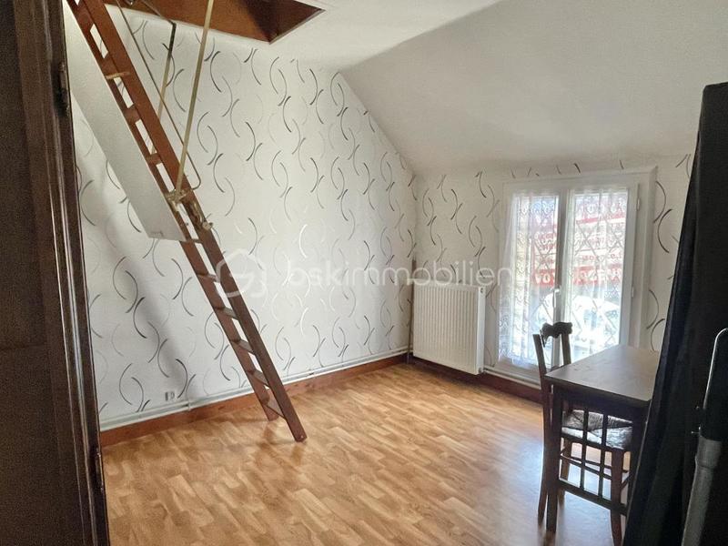 Maison - 149 m² - 7 pièces