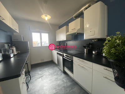 Appartement - 81 m² - 3 pièces