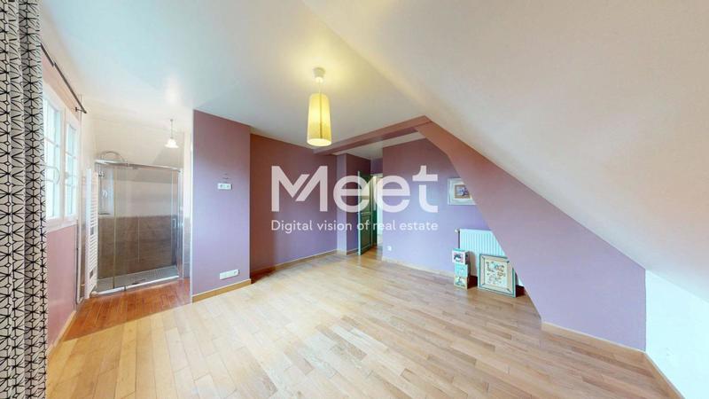 Pavillon - 316 m² - 12 pièces