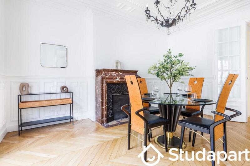 Appartement - 150 m² - 5 pièces