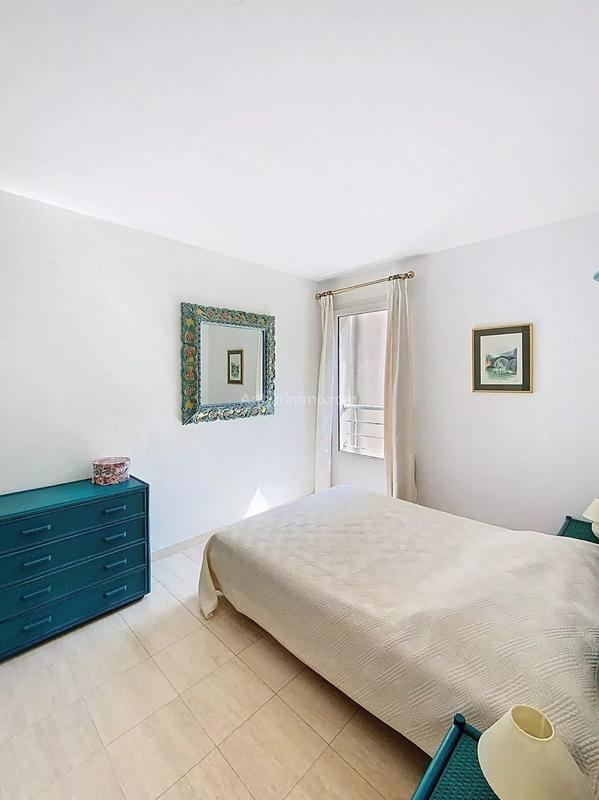 Appartement - 128 m² - 6 pièces