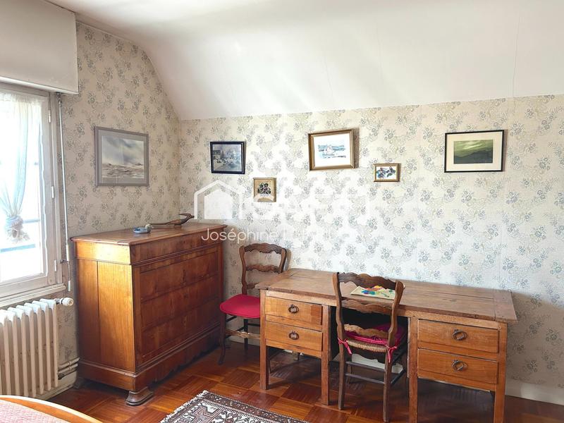 Maison - 161 m² - 7 pièces