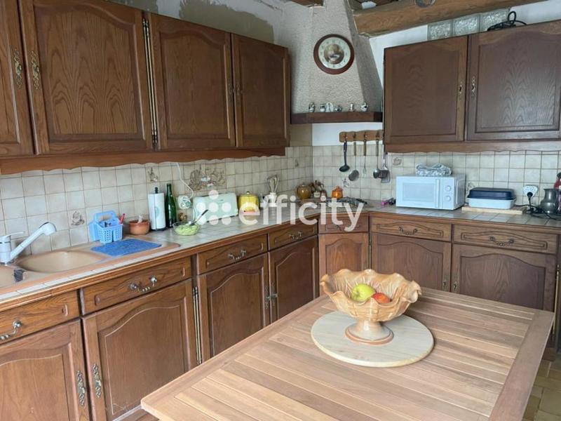 Maison - 292 m² - 1 pièce