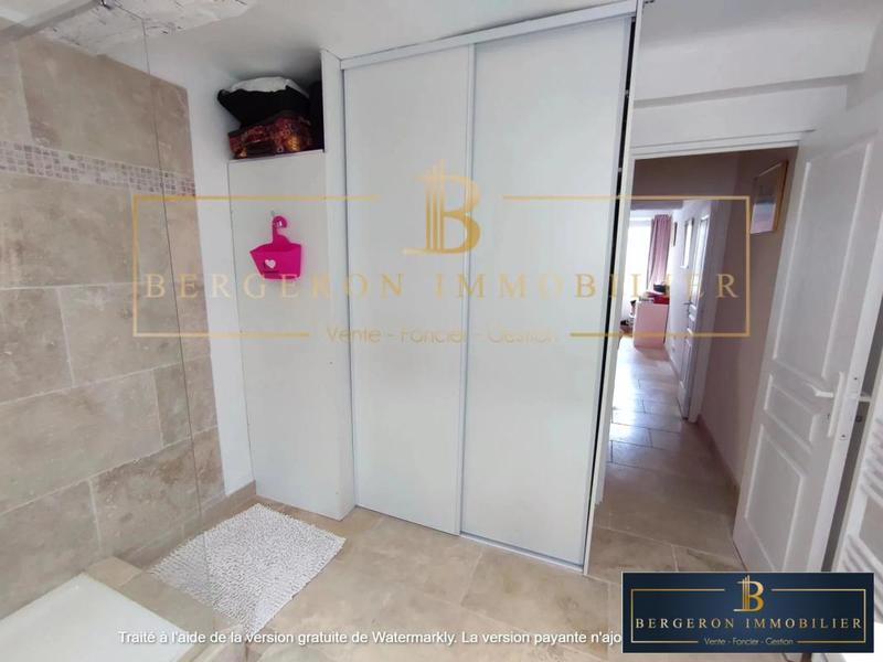 Maison traditionnelle - 92 m² - 4 pièces