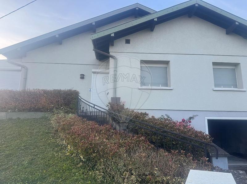 Maison - 85 m² - 4 pièces