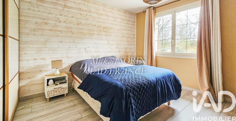 Maison - 200 m² - 7 pièces