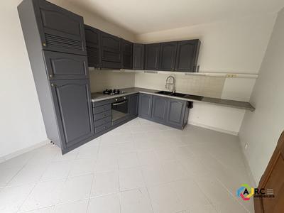 Maison - 175 m² - 8 pièces