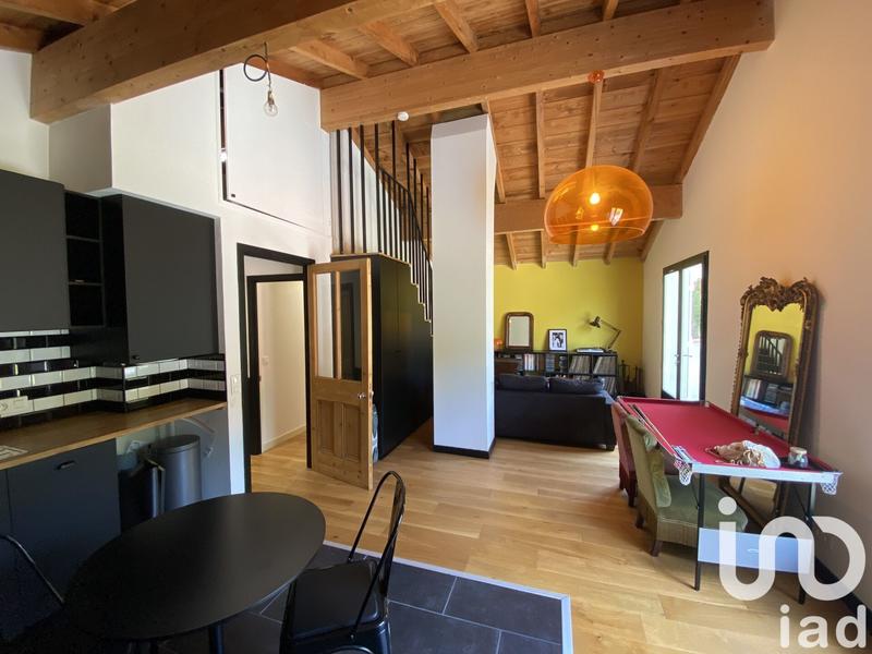 Maison - 215 m² - 7 pièces