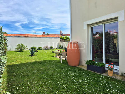 Maison - 102 m² - 5 pièces