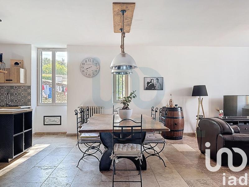 Maison - 250 m² - 6 pièces