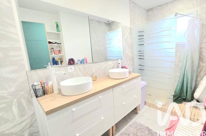 Maison - 105 m² - 5 pièces