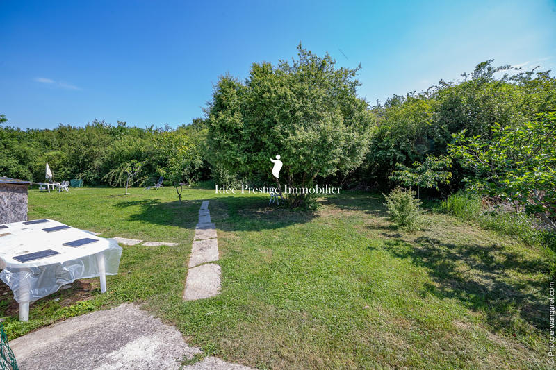 Maison contemporaine - 574 m² - 15 pièces