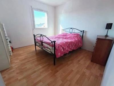 Maison traditionnelle - 85 m² - 5 pièces