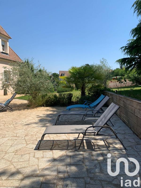 Maison - 200 m² - 7 pièces