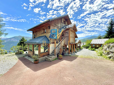 Châlet - 135 m² - 5 pièces