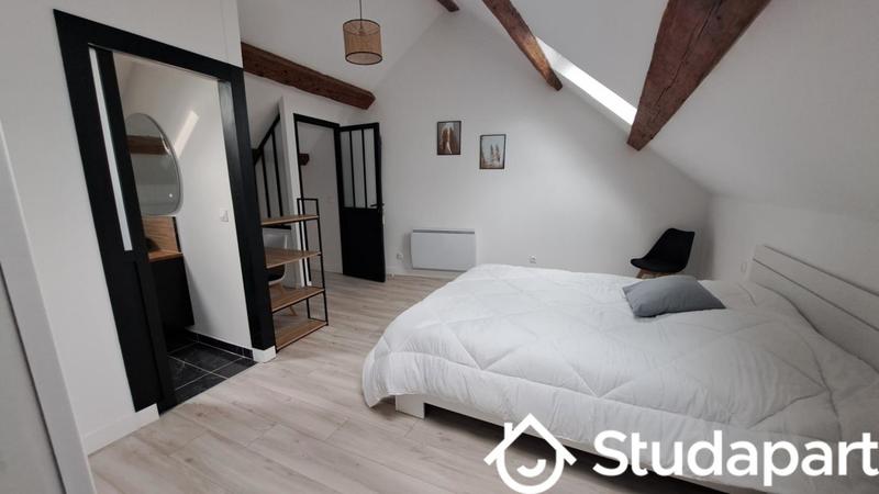 Chambre - 11 m² - 1 pièce