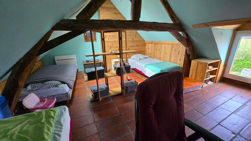 Maison - 140 m² - 6 pièces