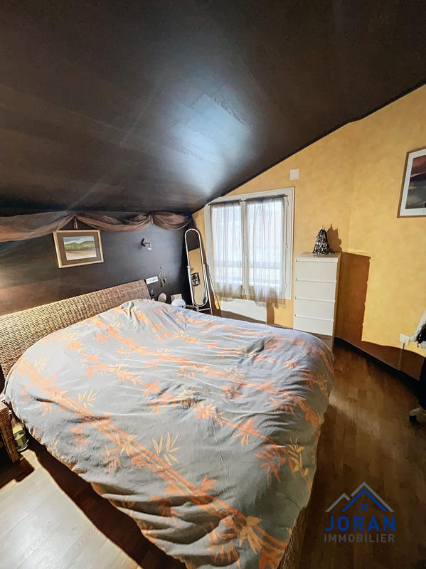 Appartement - 86 m² - 4 pièces