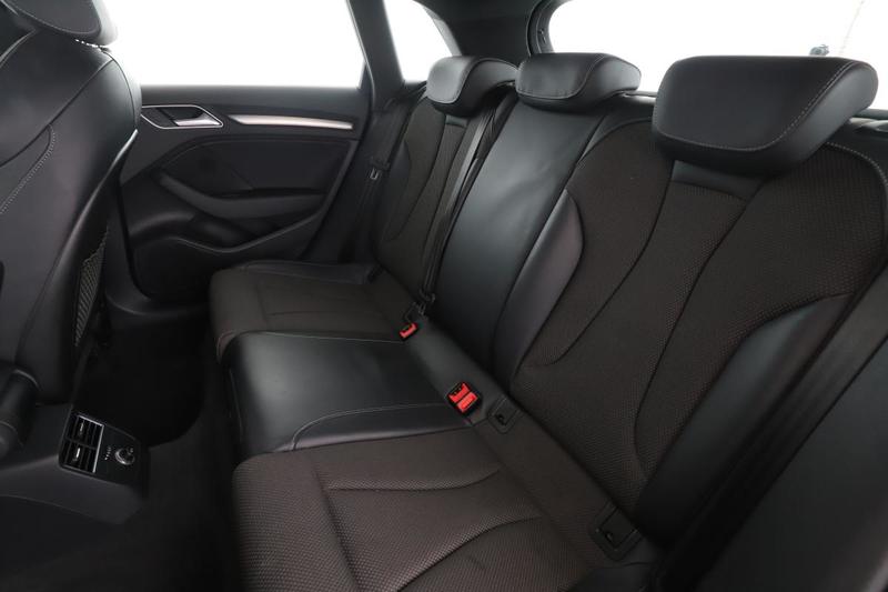 Audi A3 sportback 35 Tfsi Cod s line s tronic 7 150 ch