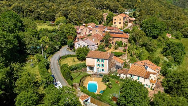 Maison - 125 m² - 8 pièces