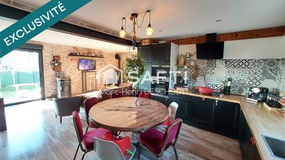 Maison - 94 m² - 6 pièces