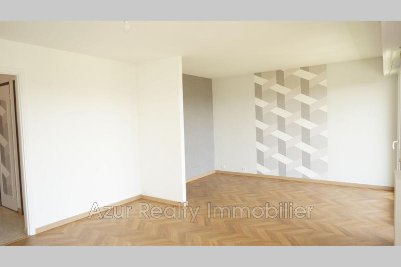 Appartement - 74 m² - 4 pièces