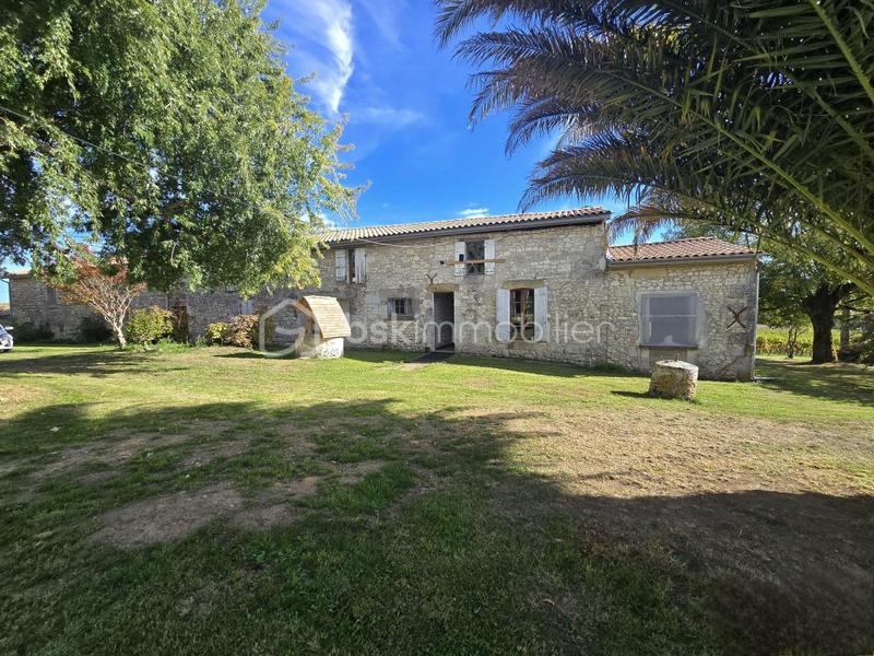 Corps de ferme - 200 m² - 7 pièces