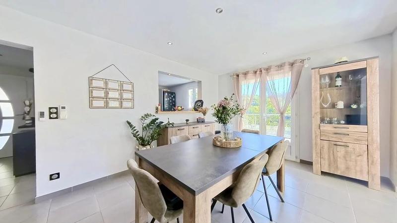 Maison - 116 m² - 5 pièces