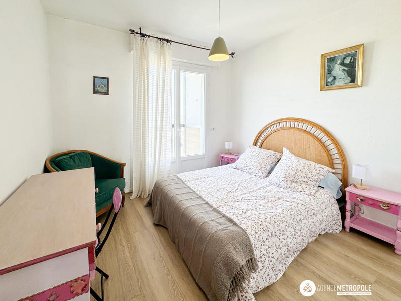 Appartement - 93 m² - 4 pièces